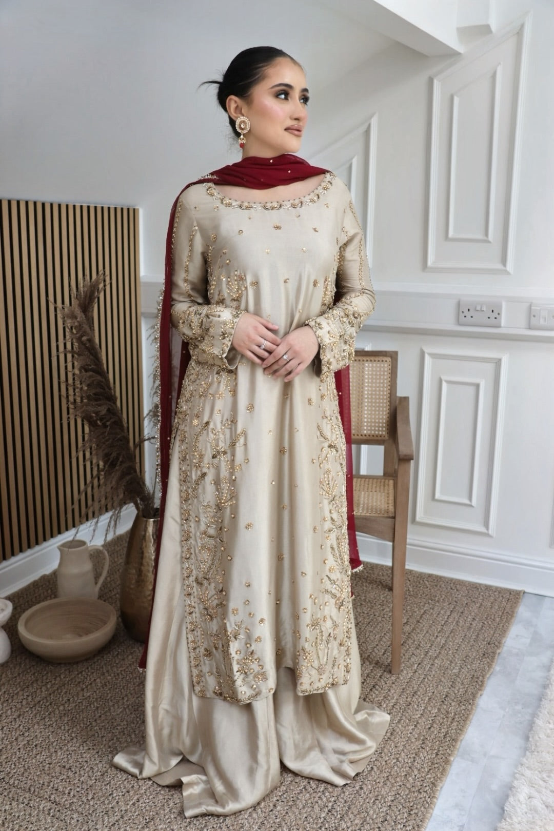 NUR -Pakistani Clothes Formals Long Kameez XL NUR -Pakistani Clothes Formals Long Kameez XL