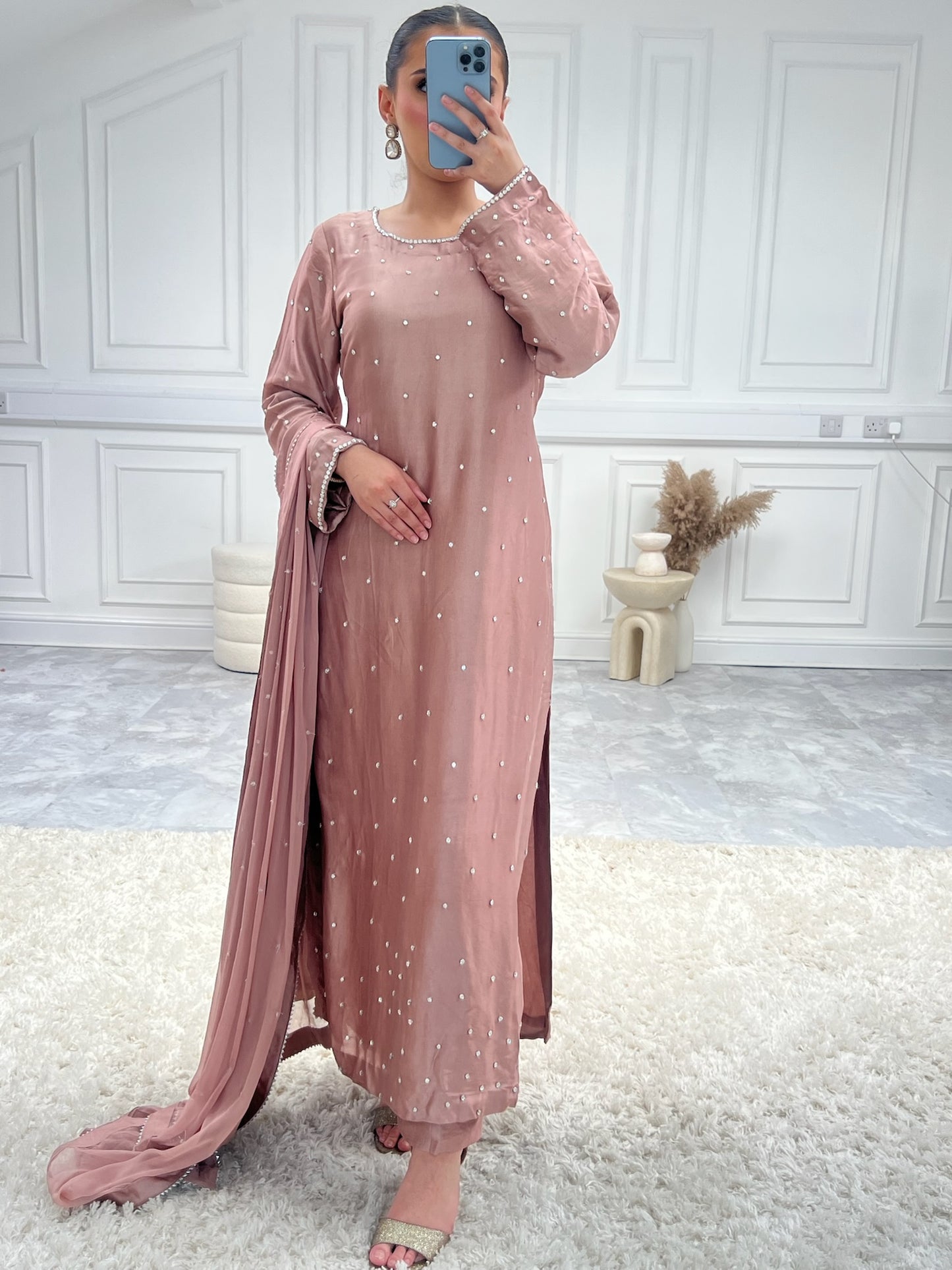 DINA