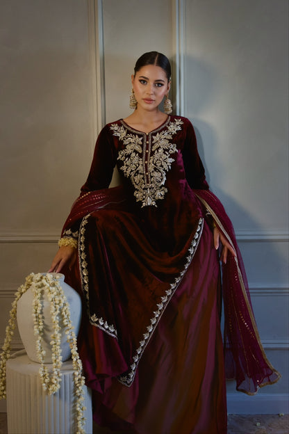 Minahil