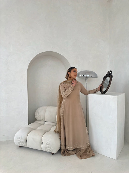 Elegant Muslim Wedding Guest Attire | The Trend Rack THE TREND RACK Elegant Muslim Wedding Guest Attire | The Trend Rack THE TREND RACK