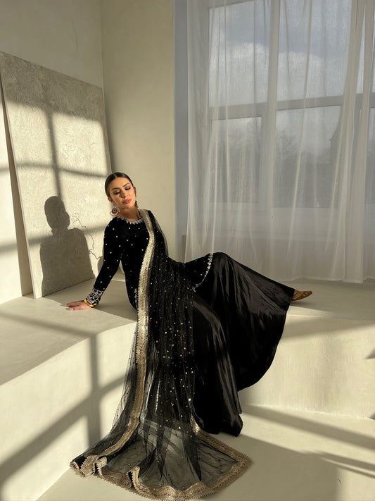 Elegant Muslim Wedding Guest Attire | The Trend Rack THE TREND RACK Elegant Muslim Wedding Guest Attire | The Trend Rack THE TREND RACK